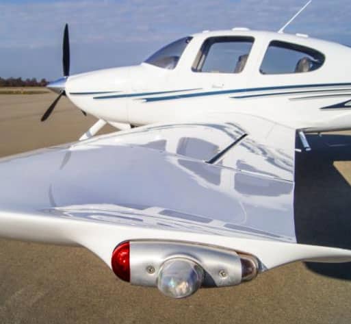 unsuitable-wingtip-03